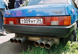 AraGlushak.jpg